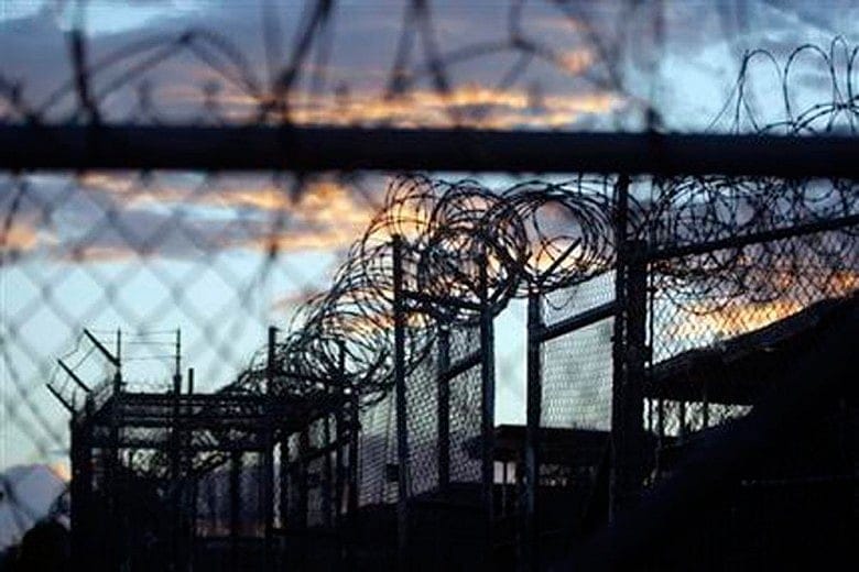 Ayotte sharpens attacks on Obama over Guantanamo detainees