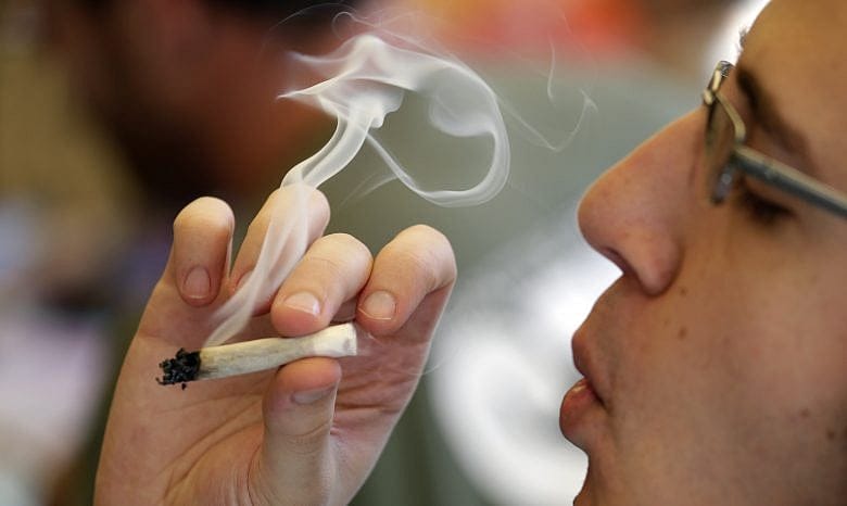 Marijuana law delay eyed by legislative leaders