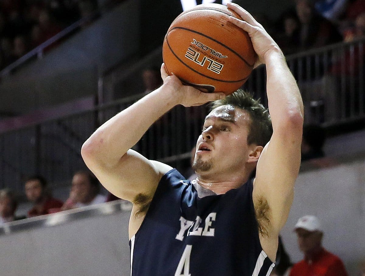 Yale disputes claim it expelled hoops player to set example