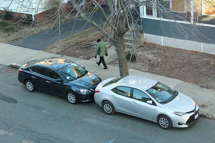 Boston-area cab companies take ride-app giant Uber to federal court