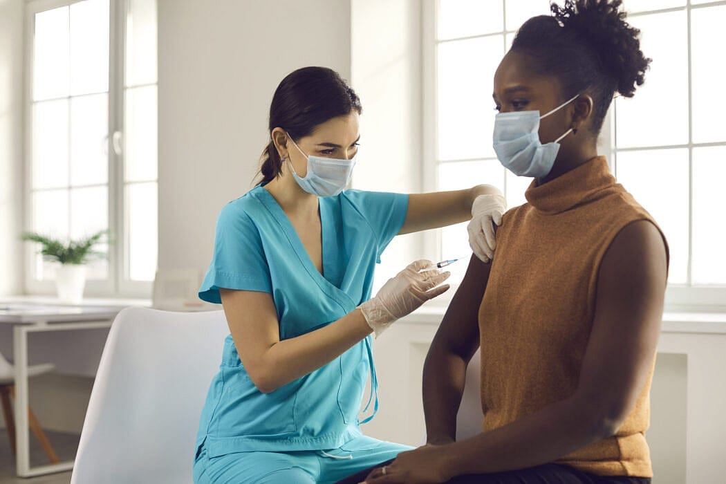 Feds Approve Second Coronavirus Booster For 50 And Up, Immunocompromised