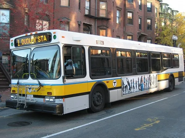 T buses cost twice as much to maintain as Chicago’s, data show