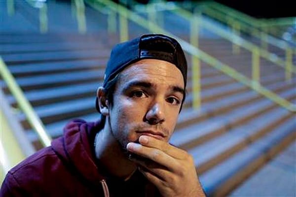 Health care fines press millennials as sign-up deadline nears