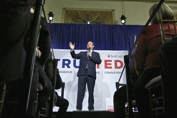 Cruz emboldened by new allies, slaps back at Trump