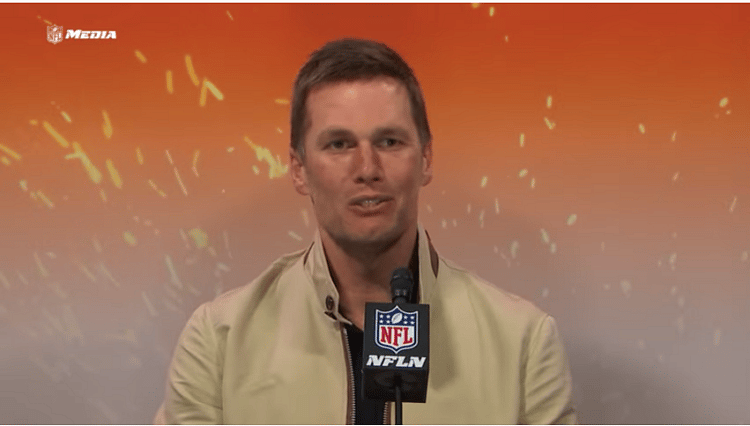 Tom Brady Sets NFL Completions Record