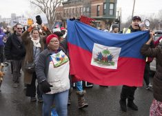 Haitian_immigrants_protesting_Trump_immigration_policies_(25934143138)